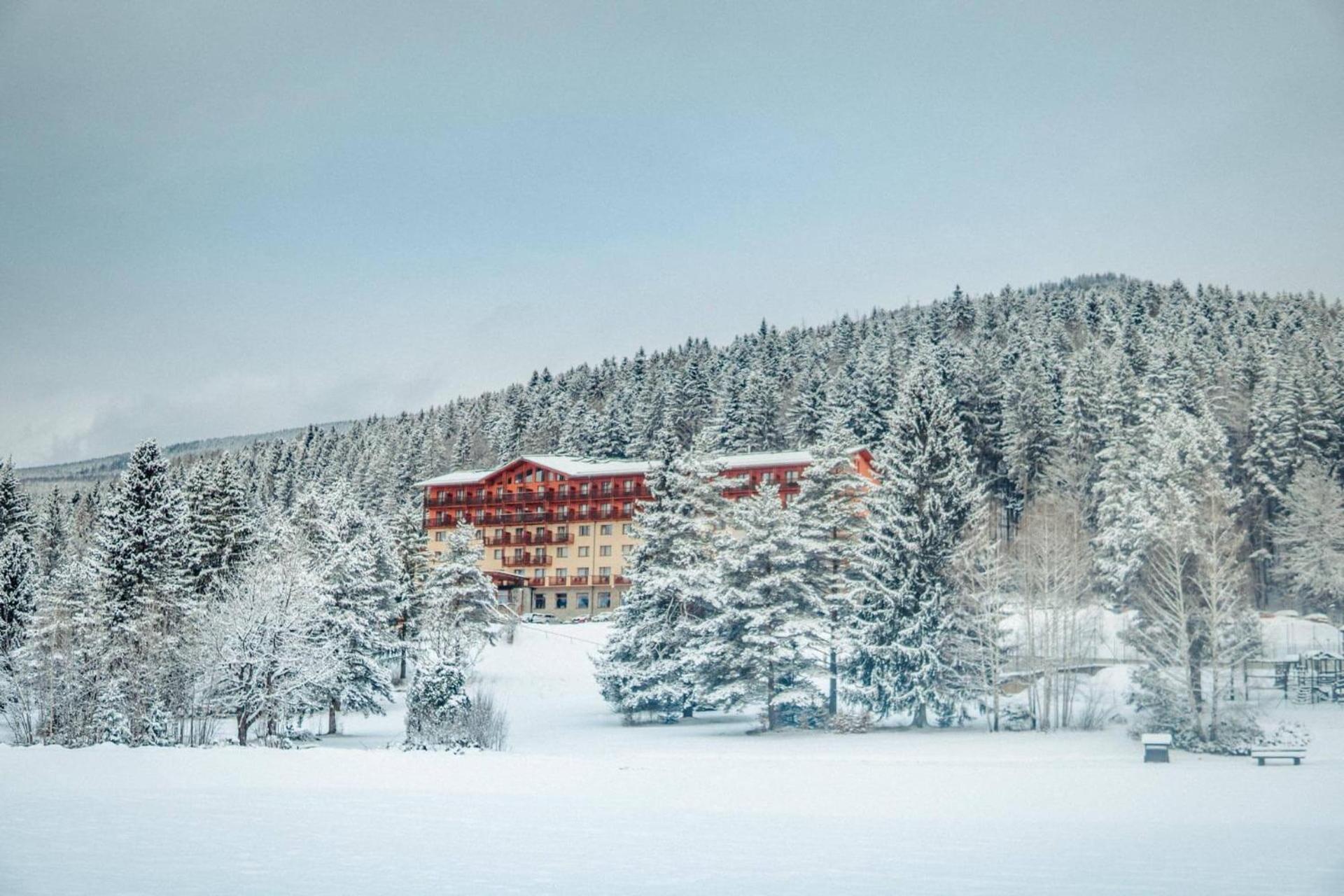 Hotel Partizan Тале Экстерьер фото